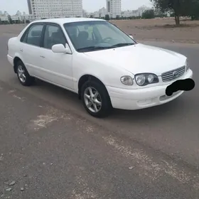 Toyota Corolla 2000