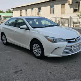 Toyota Camry 2016