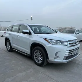 Toyota Highlander 2017