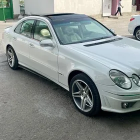 Mercedes-Benz E320 2004