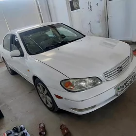 Nissan Maxima 2000