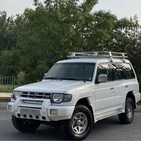 Mitsubishi Pajero 1997