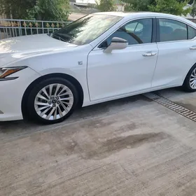 Lexus ES 350 2021