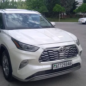 Toyota Highlander 2020