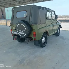 UAZ 469 1986