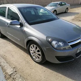 Opel Astra 2004