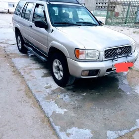 Nissan Pathfinder 2002