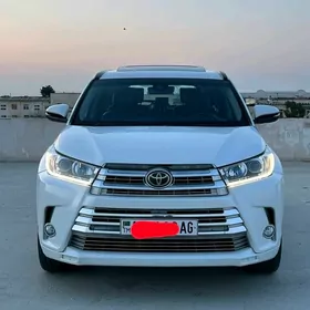 Toyota Highlander 2019