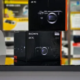 Sony a7c, a7|||