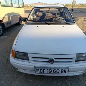 Opel Astra 1992