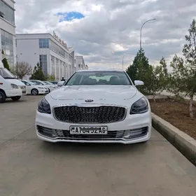 Kia K900 2019