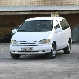 Toyota Sienna 1999