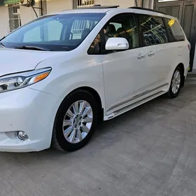 Toyota Sienna 2016