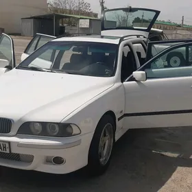 BMW E39 2002