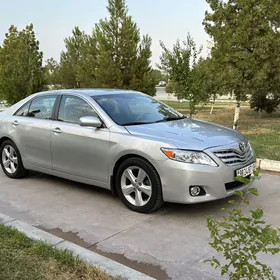 Toyota Camry 2011