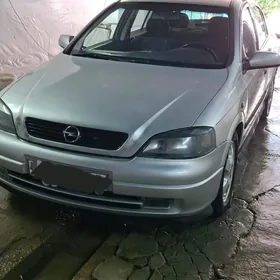 Opel Astra 2000