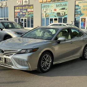 Toyota Camry 2023