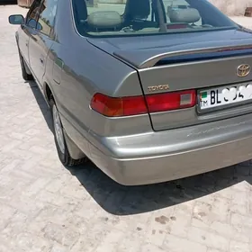 Toyota Camry 1999