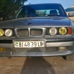 BMW 525 1988