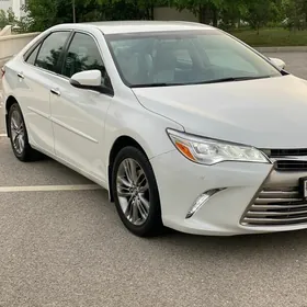 Toyota Camry 2017