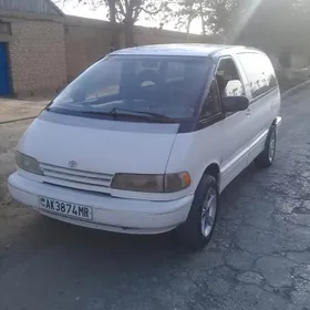 Toyota Previa 1992