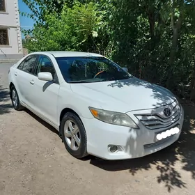 Toyota Camry 2010