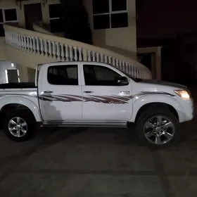 Toyota Hilux 2013