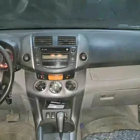 Toyota RAV4 2008