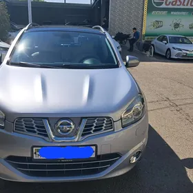 Nissan Qashqai 2011