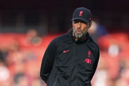 Ýurgen Klopp bir günlük tälimçi kürsüsine gaýdyp geler