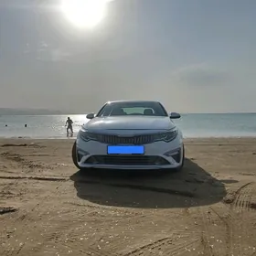 Kia Optima 2019