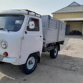 UAZ 462 1990