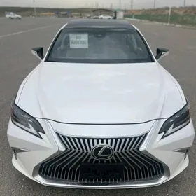 Lexus ES 350 2021