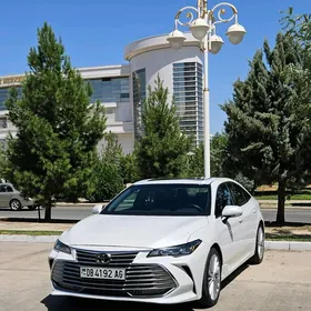 Toyota Avalon 2020