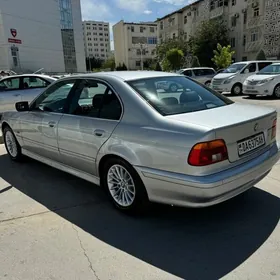 BMW E39 2002