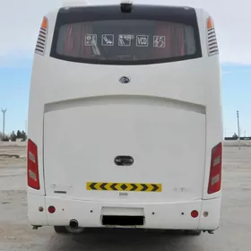 Dongfeng Bus 2013