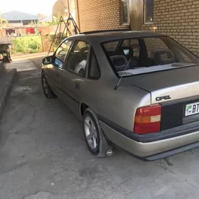 Opel Vectra 1990