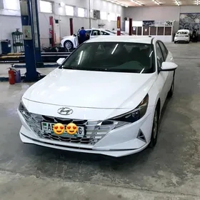 Hyundai Elantra 2020