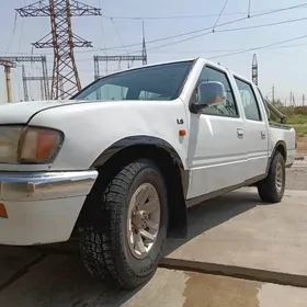 Isuzu Pickup 1992