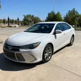 Toyota Camry 2017