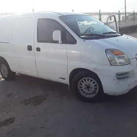 Hyundai H-1 2007