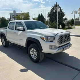 Toyota Tacoma 2021