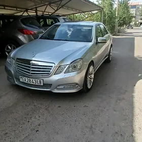 Mercedes-Benz E350 2010