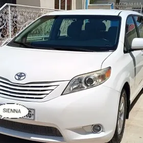 Toyota Sienna 2010