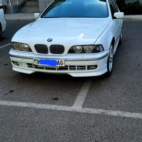 BMW E39 1999