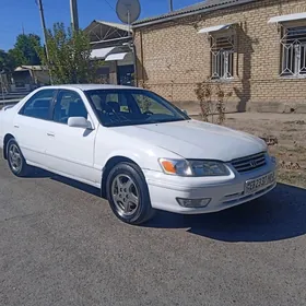 Toyota Camry 2000