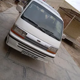 Toyota Hiace 1990