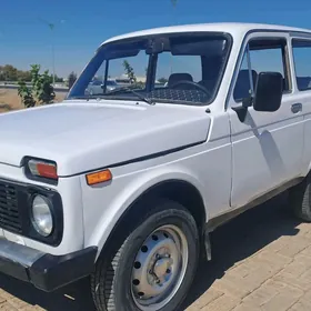 Lada Niva 1990