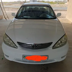 Toyota Camry 2004