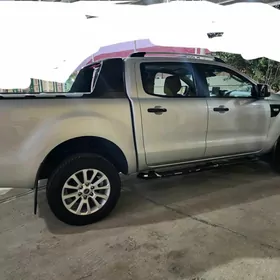 Toyota Hilux 2018